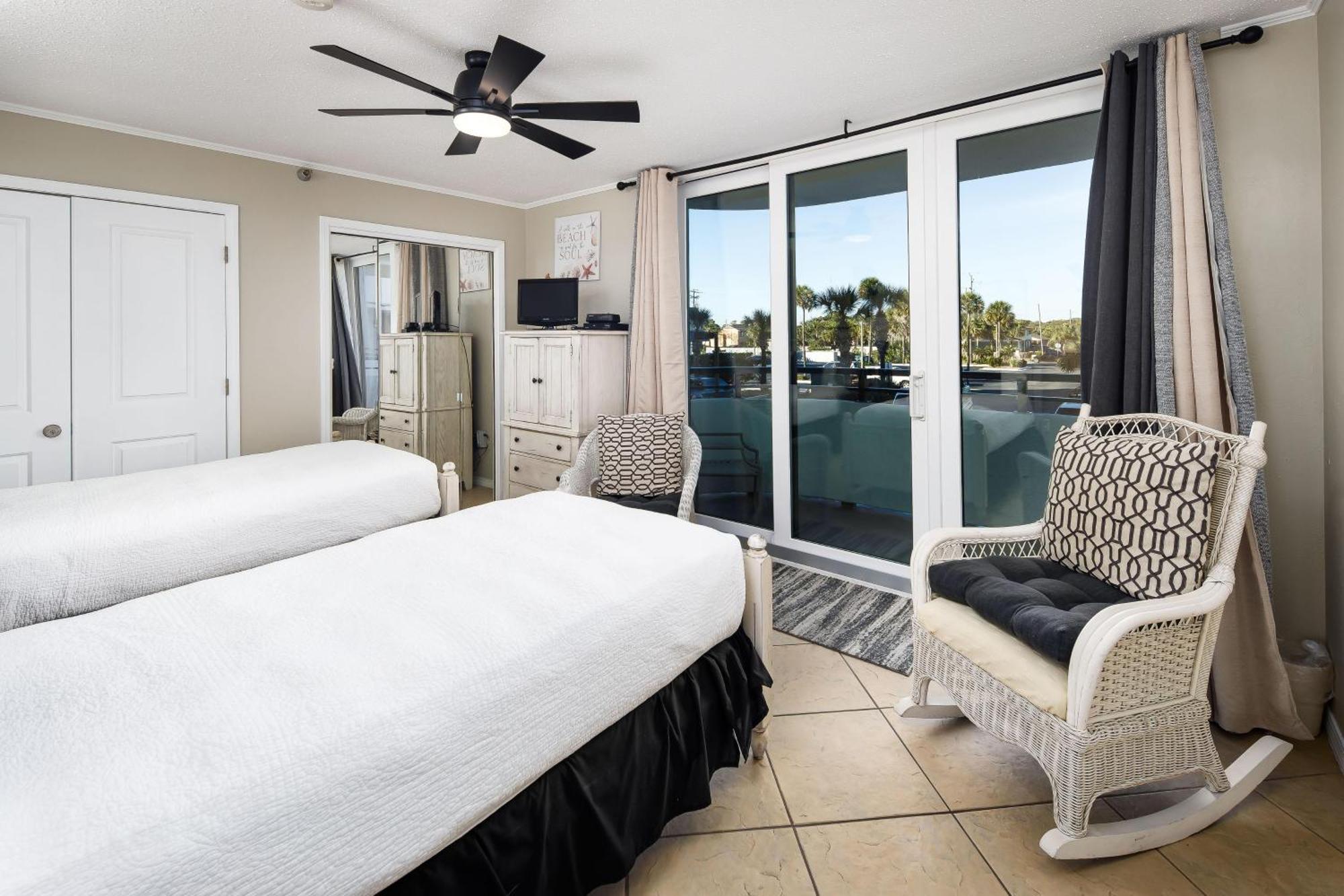 Nautilus 1201 - Gulf Front 2 Bedroom Huge Wrap Around Balcony 2Nd Floor! Форт Уолтон Бич Экстерьер фото
